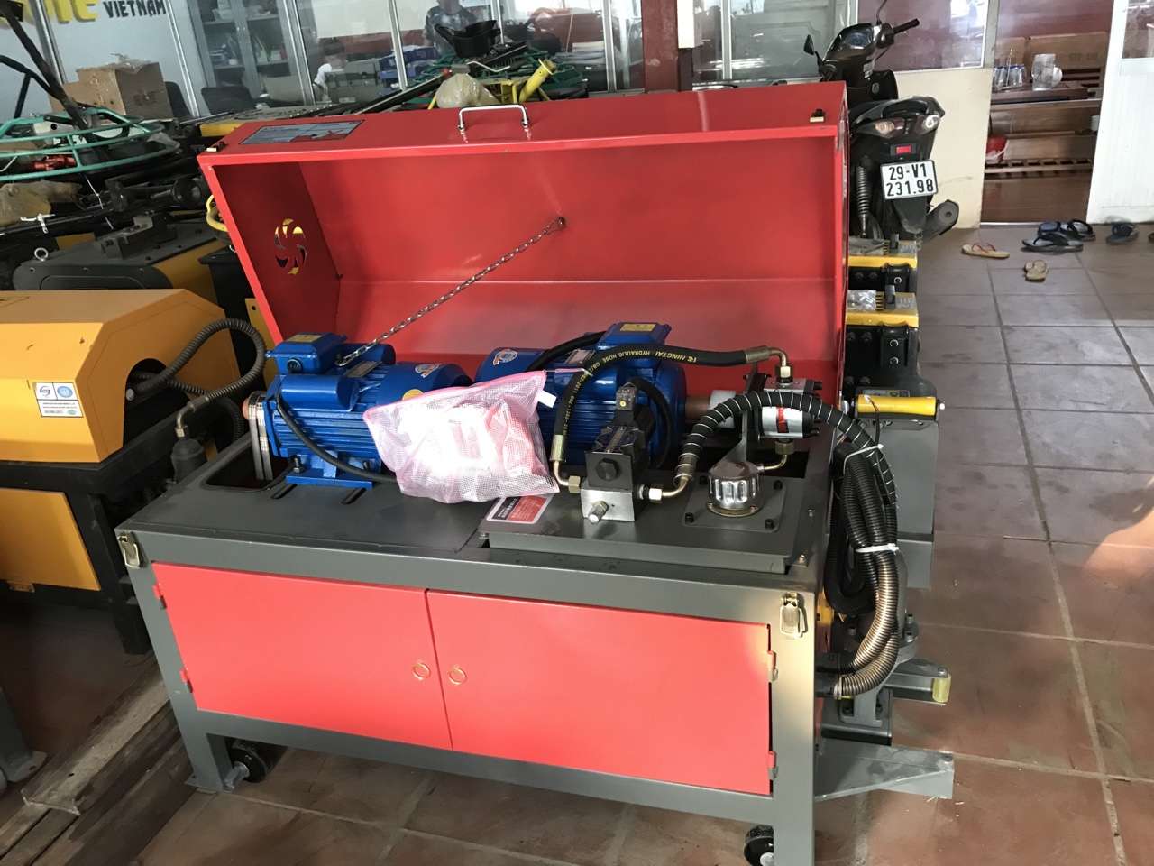Máy duỗi sắt Máy duỗi sắt